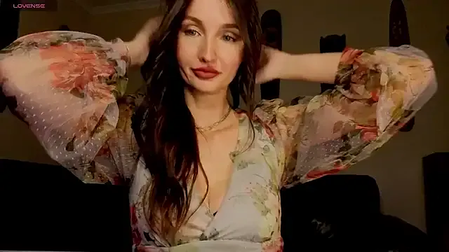 Sweet-Mishelle – webcam model profile photo Image 5