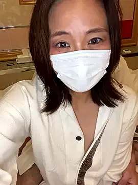 Hotforunow – webcam model profile photo Image 12