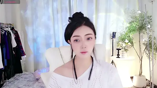 SusyBlair – webcam model profile photo Image 16