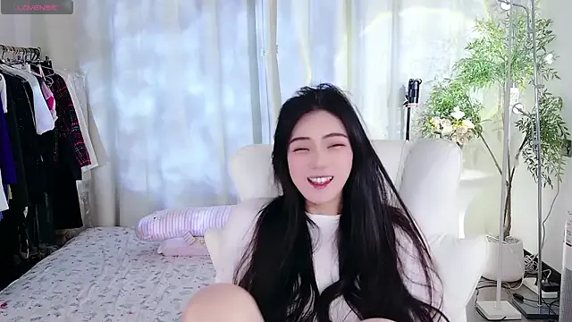 SusyBlair – webcam model profile photo Image 18