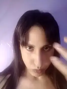 BabeBeth40 – webcam model profile photo Image 6