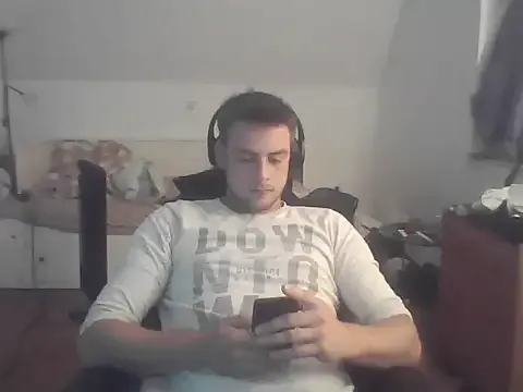 LizzieGreyX – webcam model profile photo Image 13