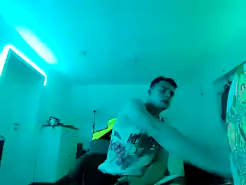 LizzieGreyX – webcam model profile photo Image 3