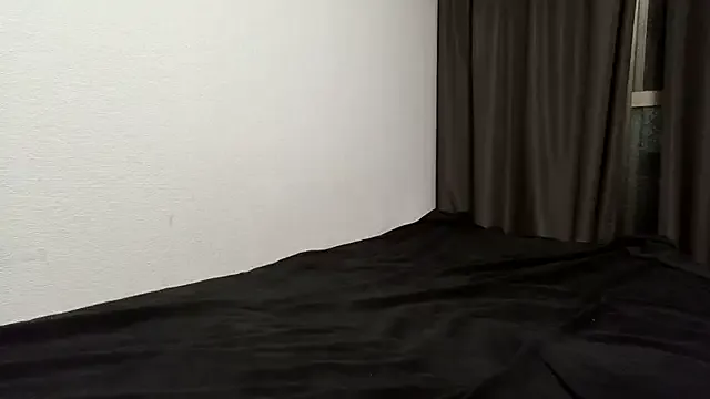 SelennaMoon – webcam model profile photo Image 10