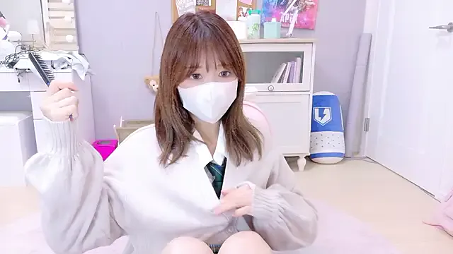 LoraDevine – webcam model profile photo Image 16