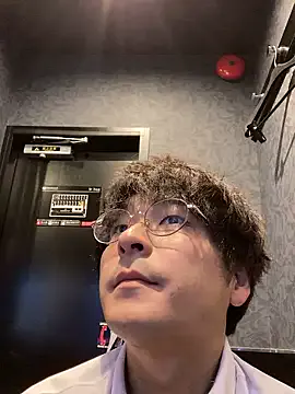 BrookeBratXO – webcam model profile photo Image 3