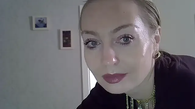 Loli_Belle – webcam model profile photo Image 17