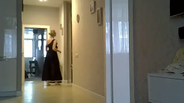 Loli_Belle – webcam model profile photo Image 7