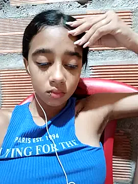 BlondeHott – webcam model profile photo Image 11