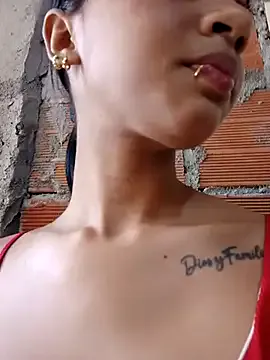 BlondeHott – webcam model profile photo Image 18