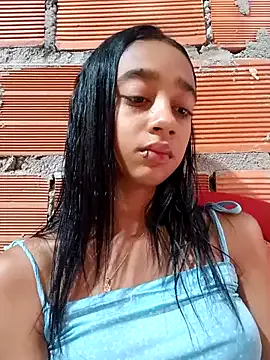 BlondeHott – webcam model profile photo Image 2