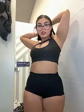 LanaBlondeBush – webcam model profile photo Image 9